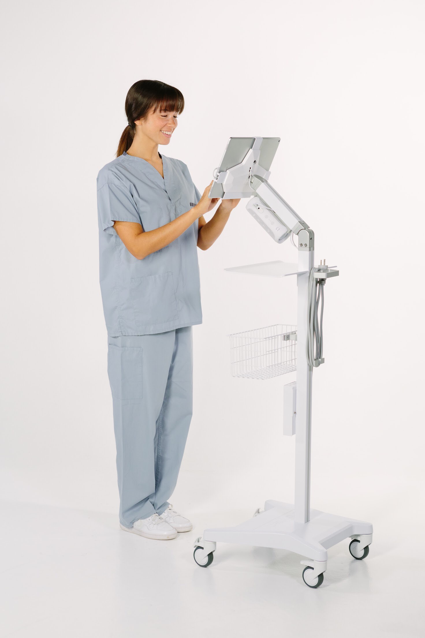 Best telehealth carts from Tryten and Boostlingo.