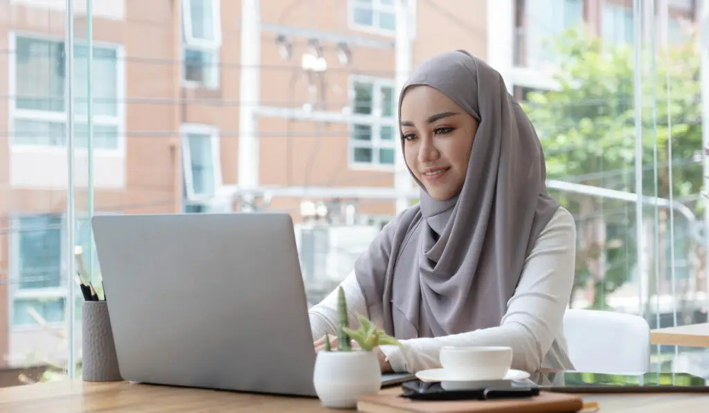 Asian Muslim business woman in hijab headscarf